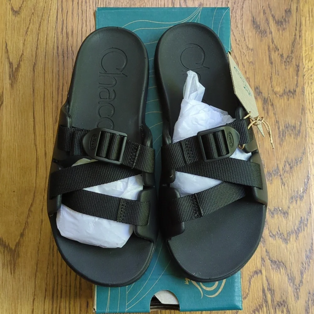 NIB Chaco Chillos Slide Sandals Black Adjustable Strap Sandal Kids Size 4